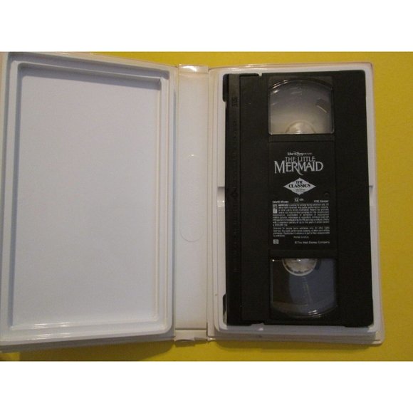The Little Mermaid Disney BANNED COVER ART RARE VTG VINTAGE BLACK DIAMOND VHS - Picture 2 of 3